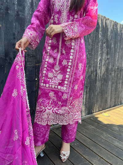 D-10 Mahnur  Embroidered | Lawn Desinger Suit With | Embroidered Dupatta