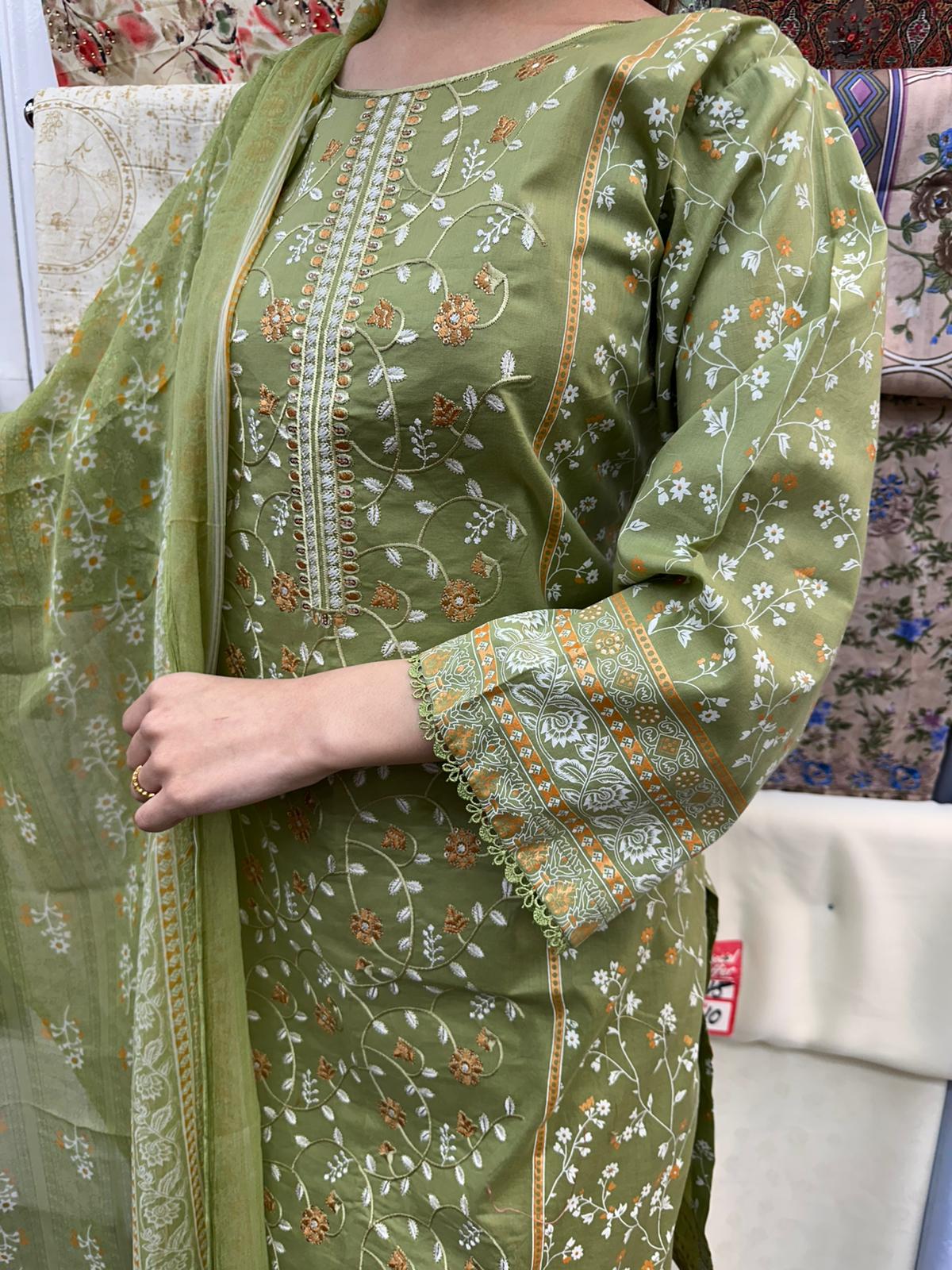DESIGNER EMBROIDERED  FARSHI SALWAR  3PC READYMADE SUIT  WITH CHIFFON DUPTTA