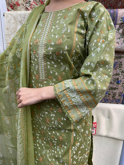 DESIGNER EMBROIDERED  FARSHI SALWAR  3PC READYMADE SUIT  WITH CHIFFON DUPTTA