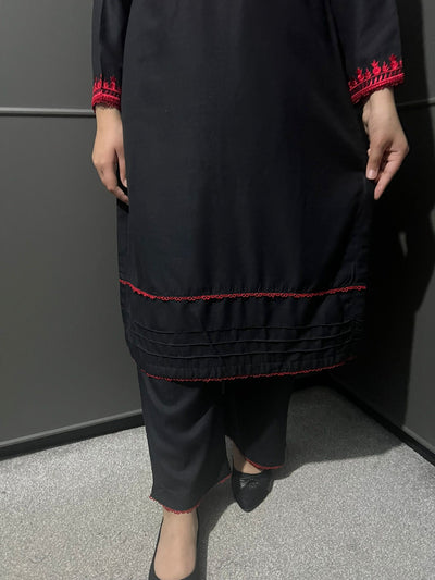 D-38 Embroidered  2 Piece Winter Dhanak Plazo Outfit