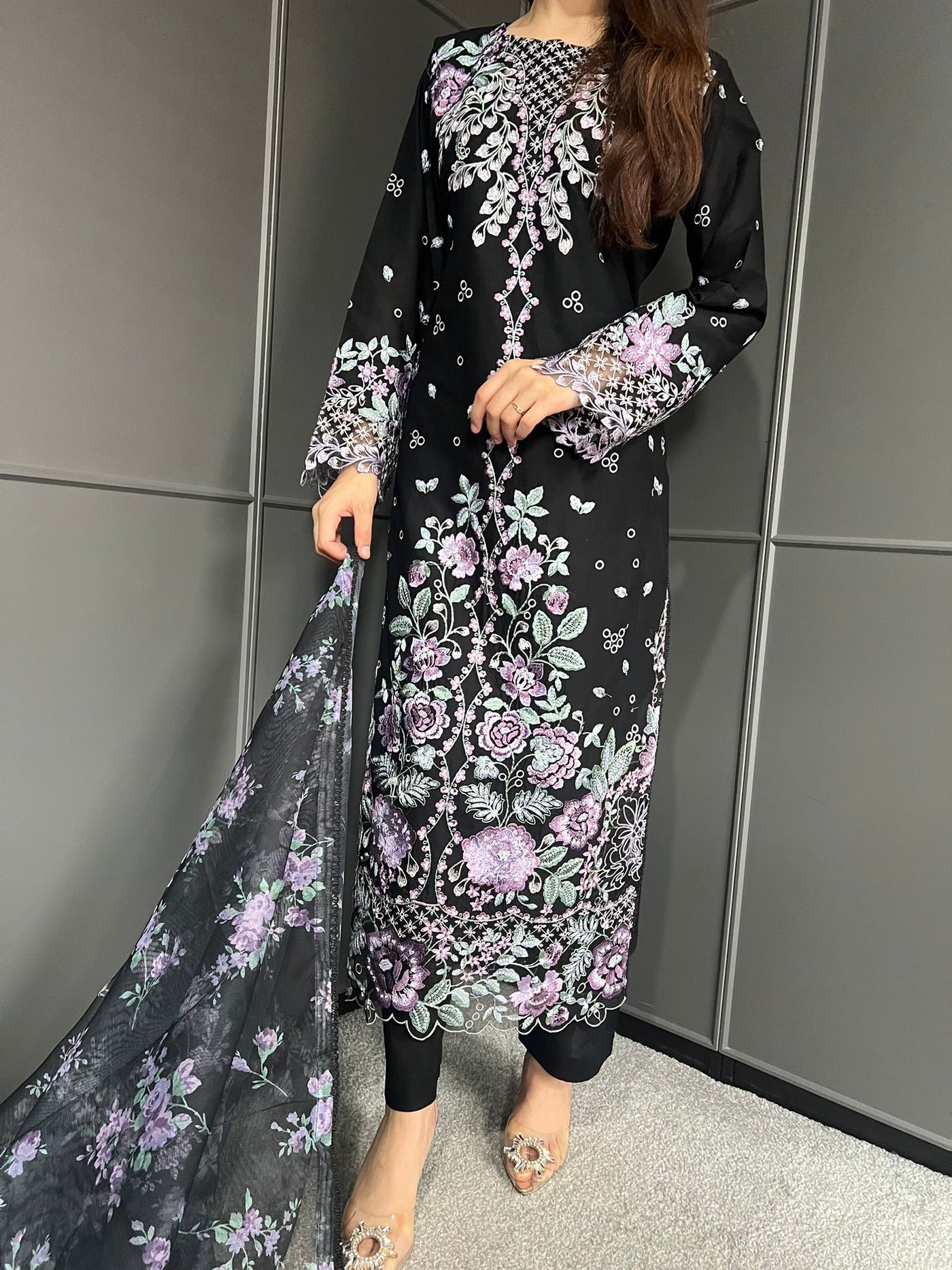 Raj Bari  Embroidered | Lawn Designer Suit With | Embroidered Dupatta