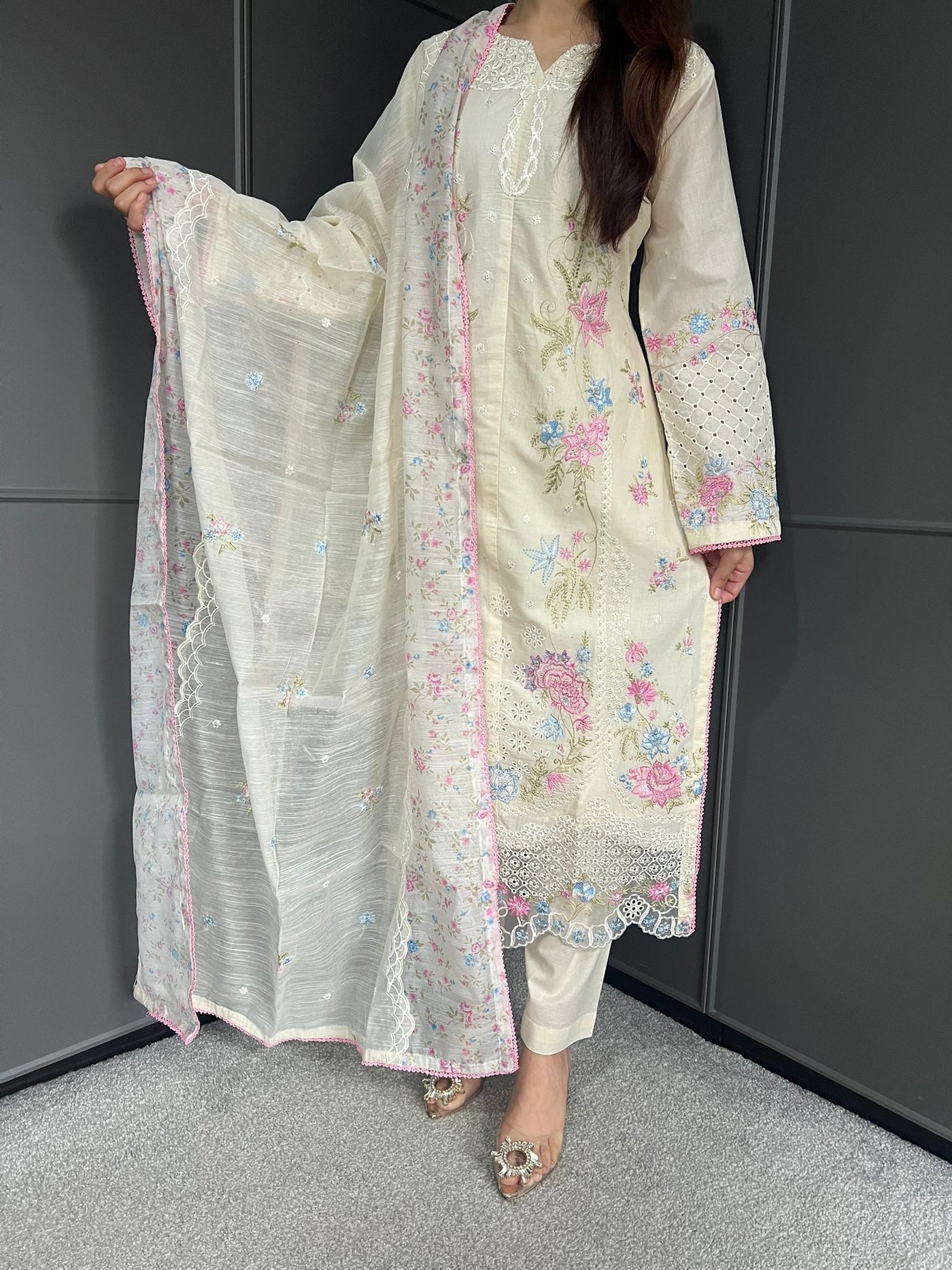 Raj Bari  Embroidered | Lawn Designer Suit With | Embroidered Dupatta