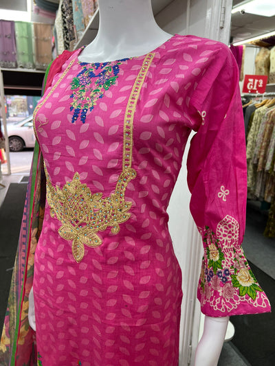 3Pc Lawn Designer Embroidered With Chiffon Dupatta D-790