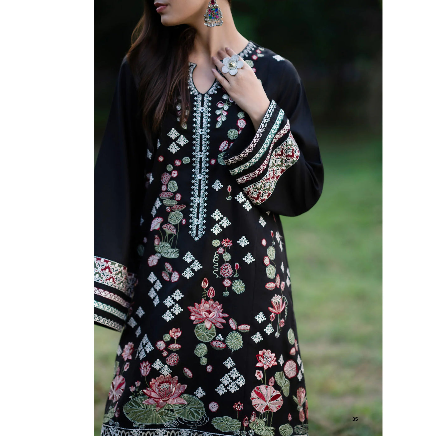 Black Embroidered Dhanak | with Pashmina Shawl Winter| Collection by Casuallite