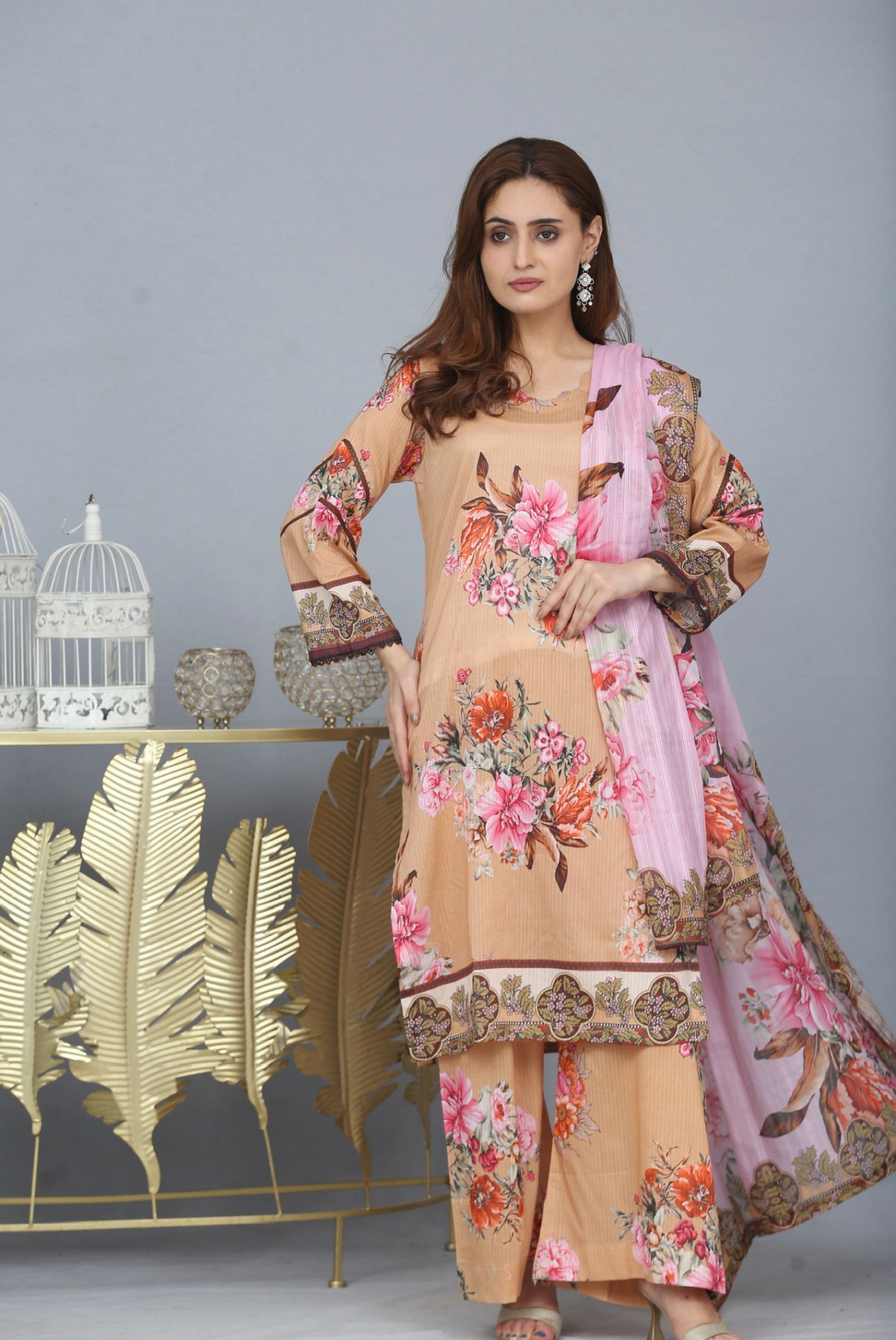 IZNIK Digital Printed Lawn Ready to Wear Collection