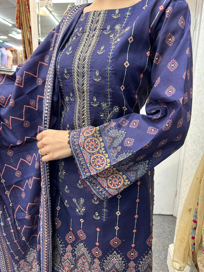 DESIGNER EMBROIDERED  FARSHI SALWAR  3PC READYMADE SUIT  WITH LAWN DUPTTA
