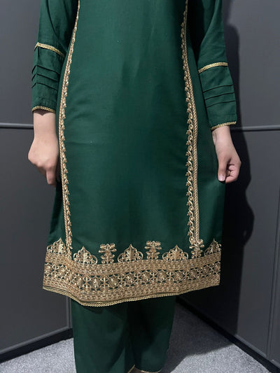 D-28  Embroidered  2 Piece Winter Dhanak Plazo Outfit