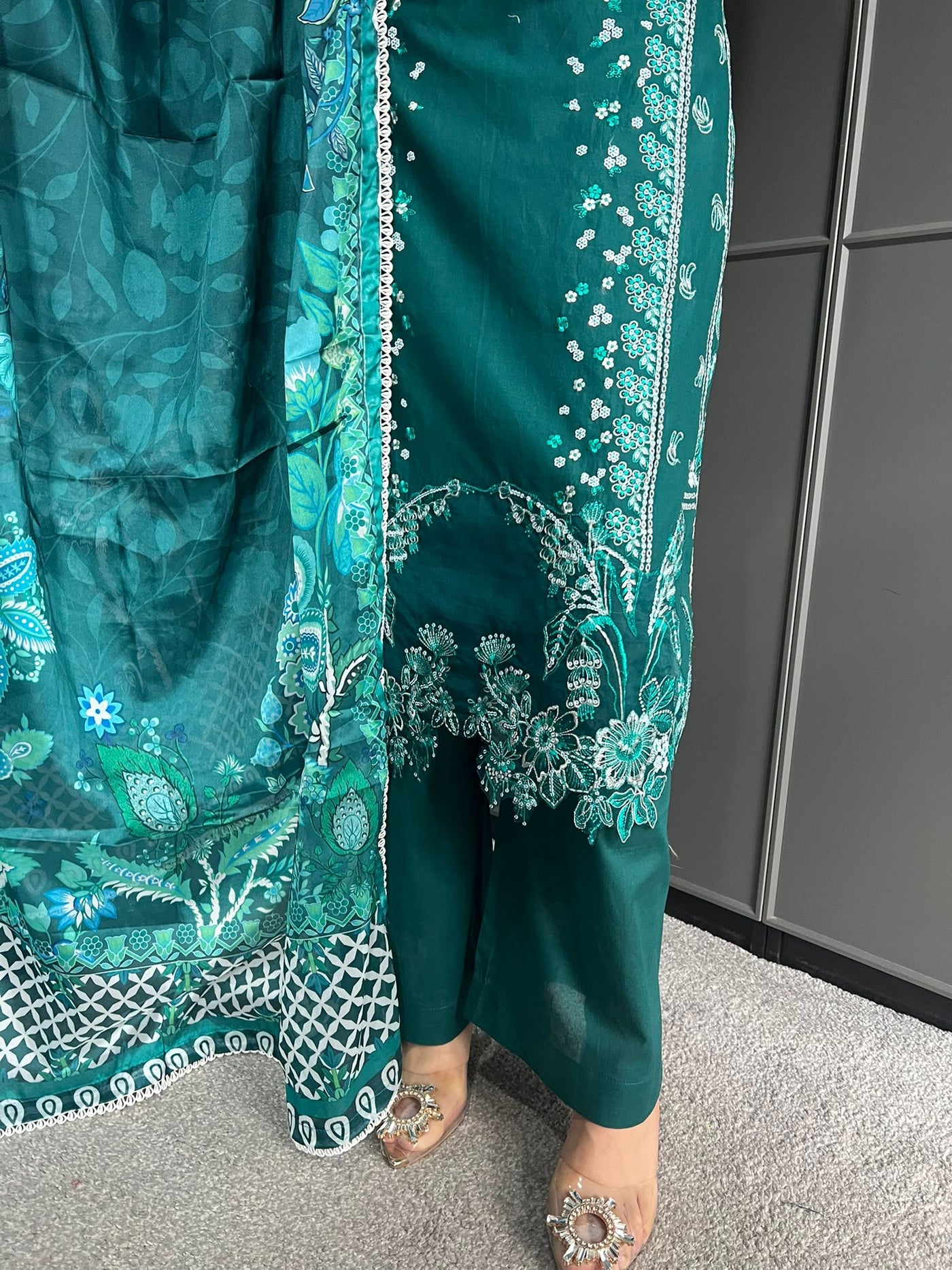 Raj Bari  Embroidered | Lawn Designer Suit With | Embroidered  Dupatta