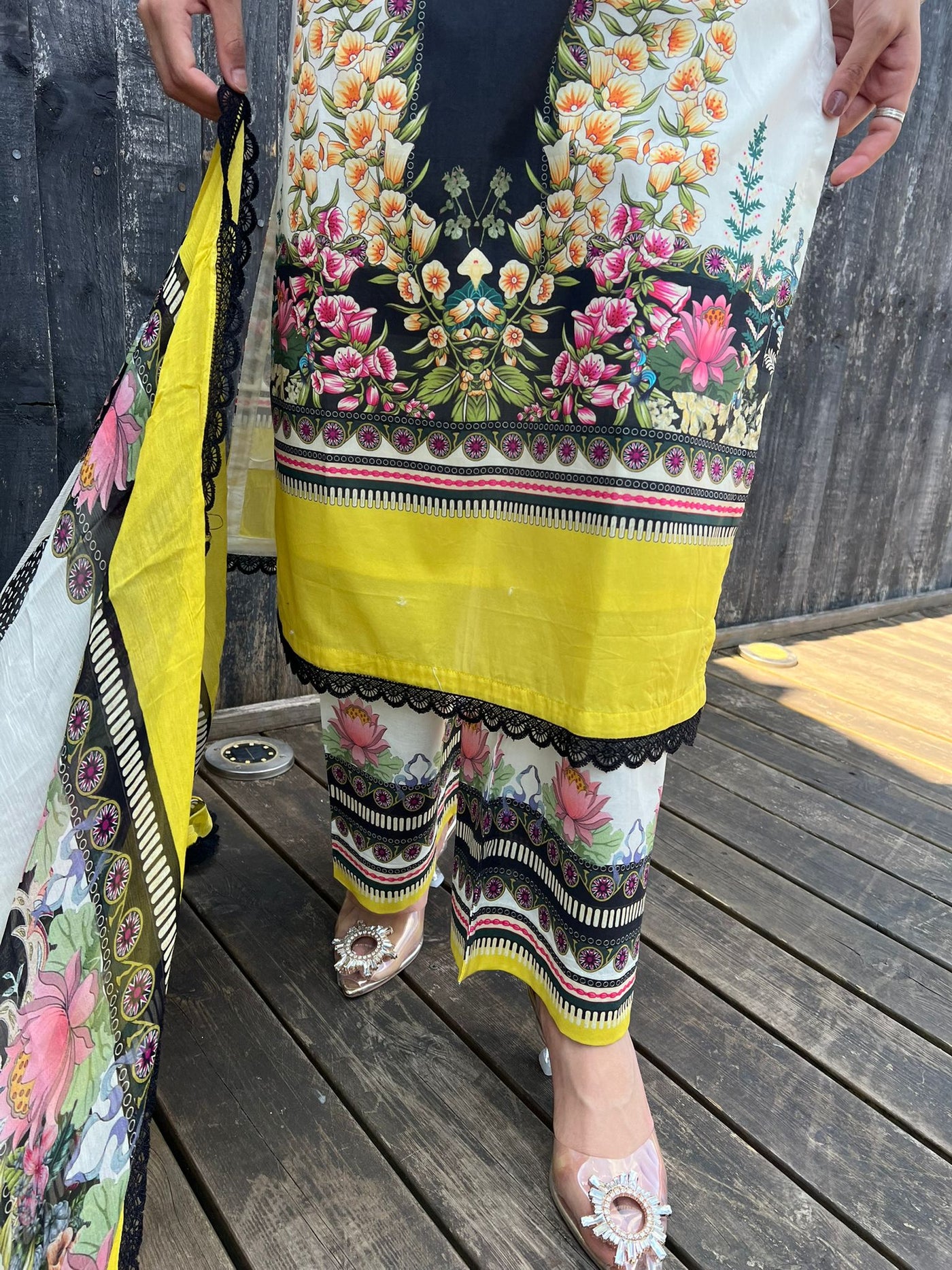 D-12 Mahnur  Embroidered | Lawn Desinger Suit With |Embroidered  Dupatta