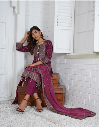 Premium Lawn 3 Piece Outfit With Embroidered Chiffon Dupatta Maroon D-4087