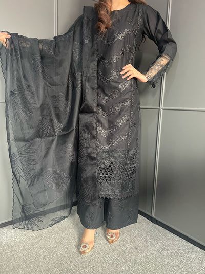 Embroidered Lawn Cotton Organza Suit with Organza Dupatta - Comfortable and Stylish
