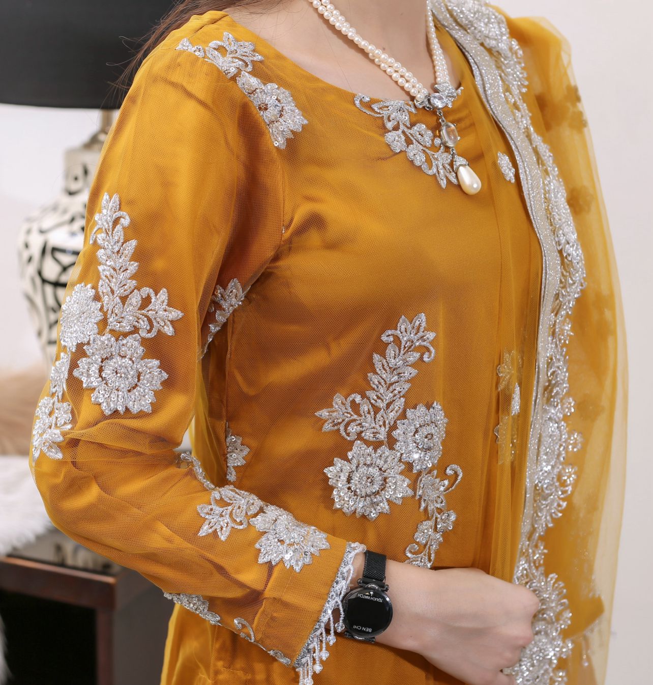 Mahham Luxury Collection Mustard  D-4