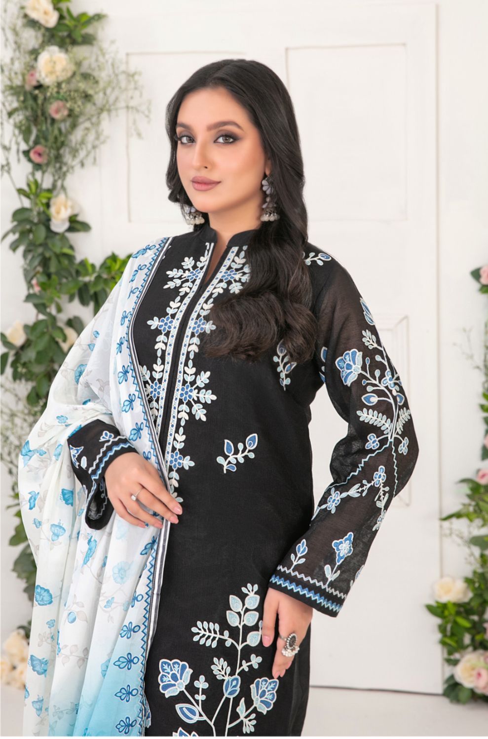 3 Piece Ready-to-wear Collection By Tawakkal Elegant Cotton Khaddi D-2061