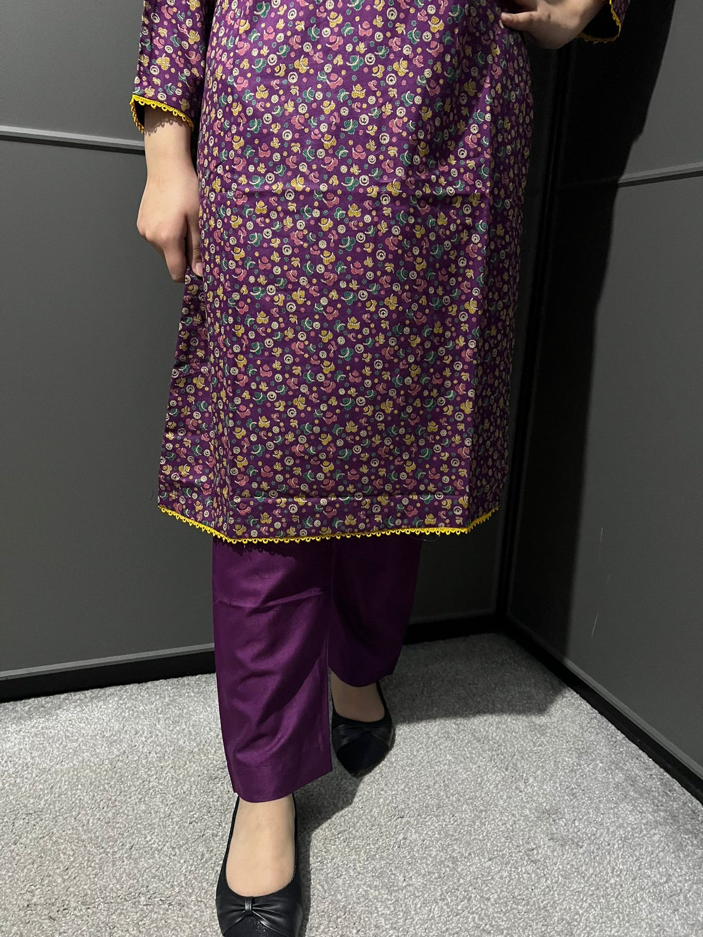 D-65 PURPLE Printed 2 Piece Winter Dhanak Suit