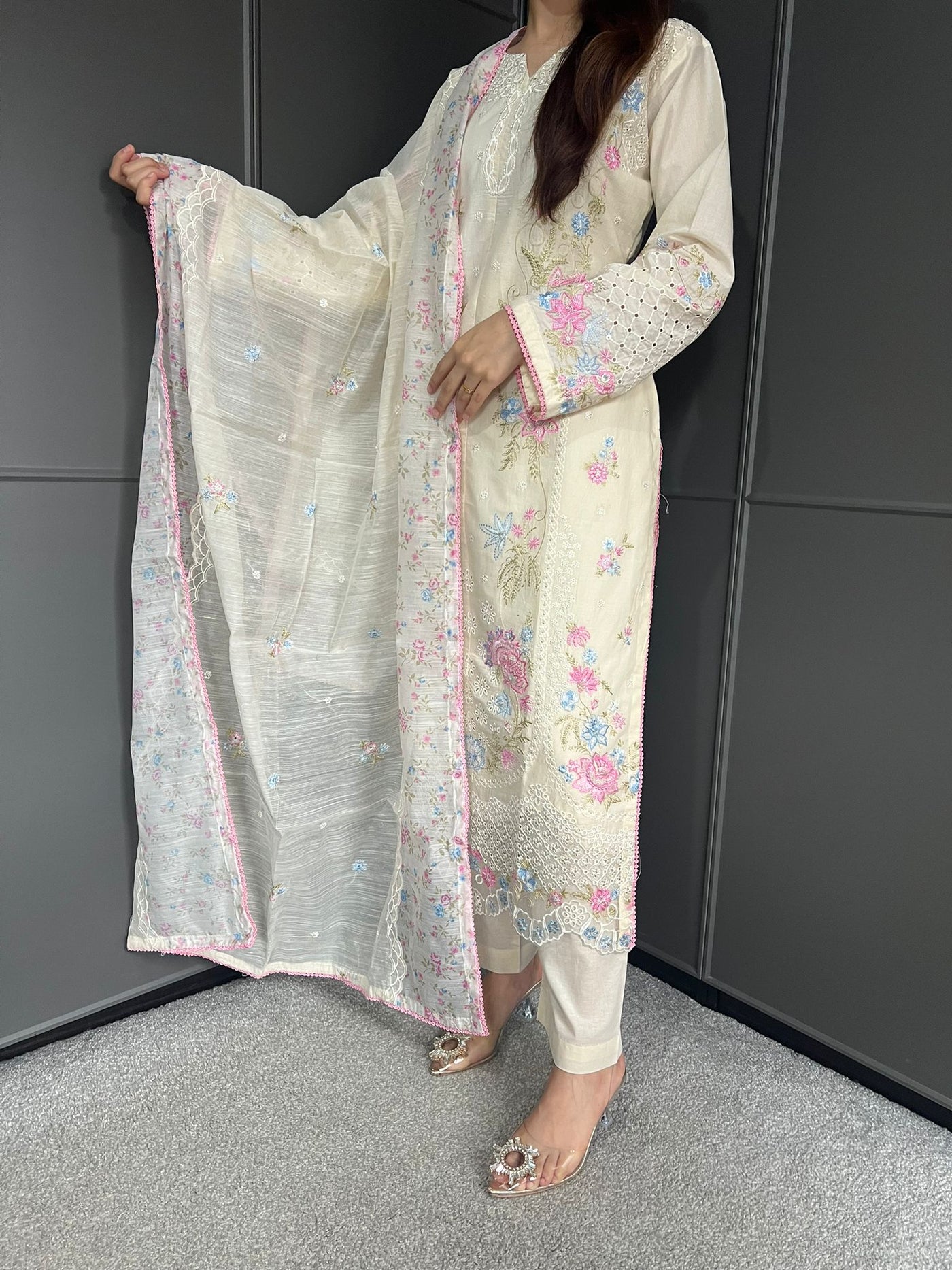 Raj Bari  Embroidered | Lawn Designer Suit With | Embroidered Dupatta