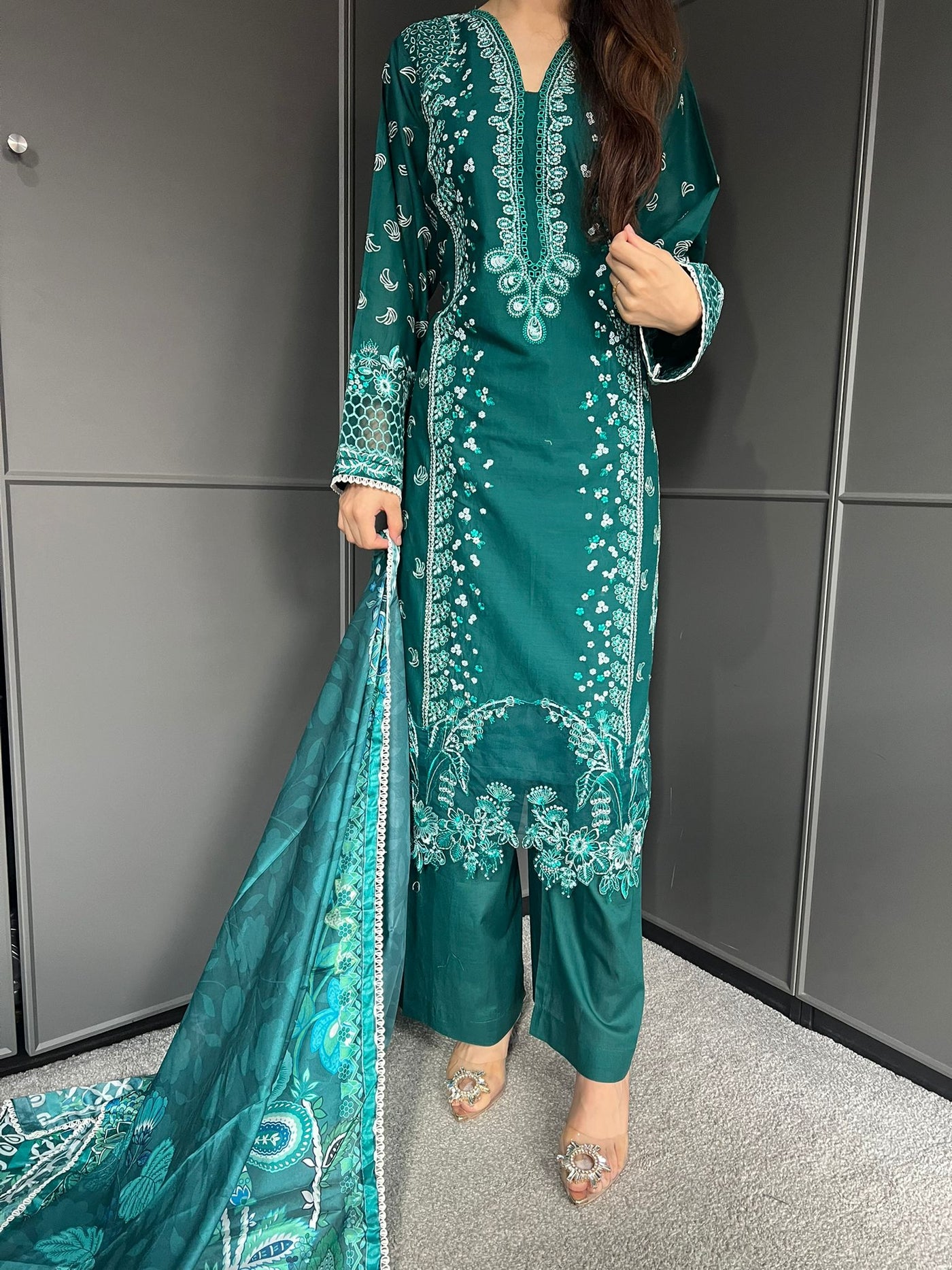 Raj Bari  Embroidered | Lawn Designer Suit With | Embroidered  Dupatta