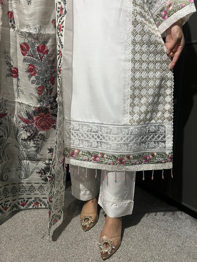 White - Viscose Embroidered Plazzo | Suit With Embroidered | Organza Dupatta