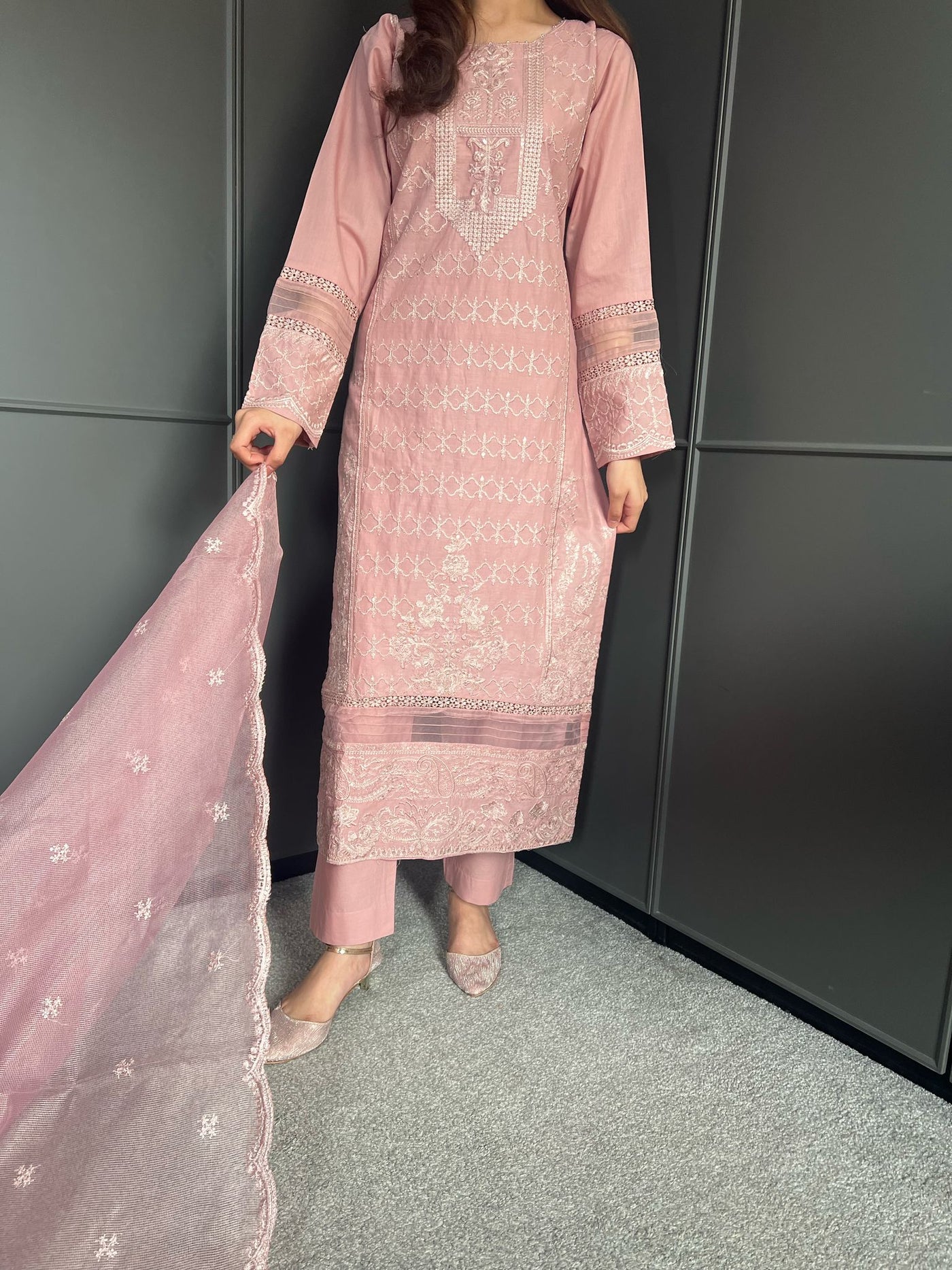 Embroidered Lawn Cotton Organza Suit with Organza Dupatta - Comfortable and Stylish