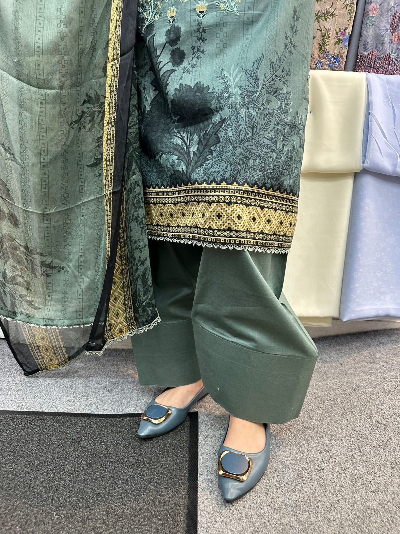 DESIGNER EMBROIDERED  FARSHI SALWAR  3PC READYMADE SUIT  WITH CHIFFON DUPTTA