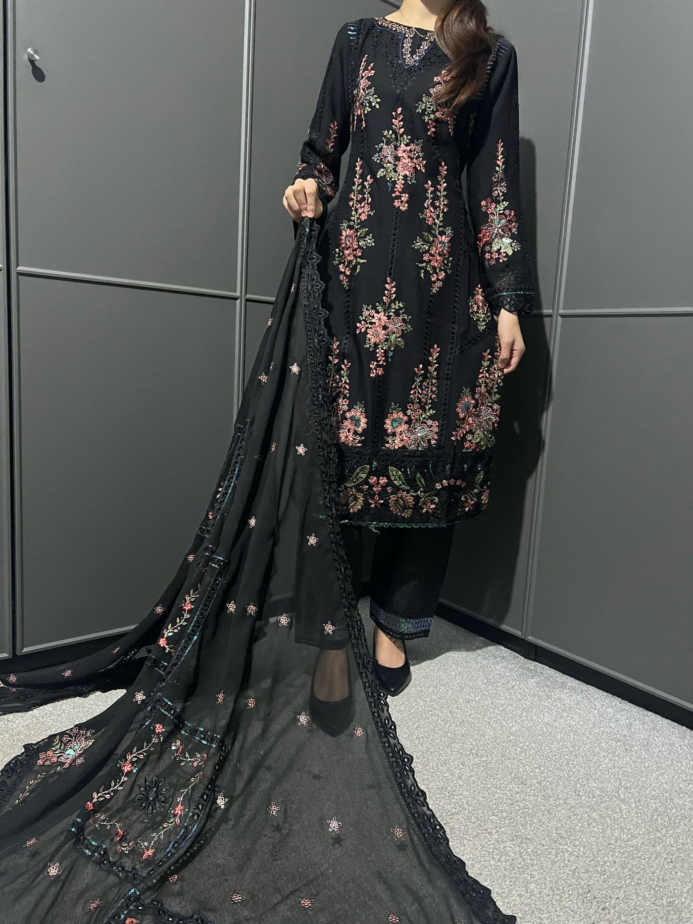 D-6 BLACK 3Pc Embroidered Chiffon Collection With Embroidered Chiffon Duptta