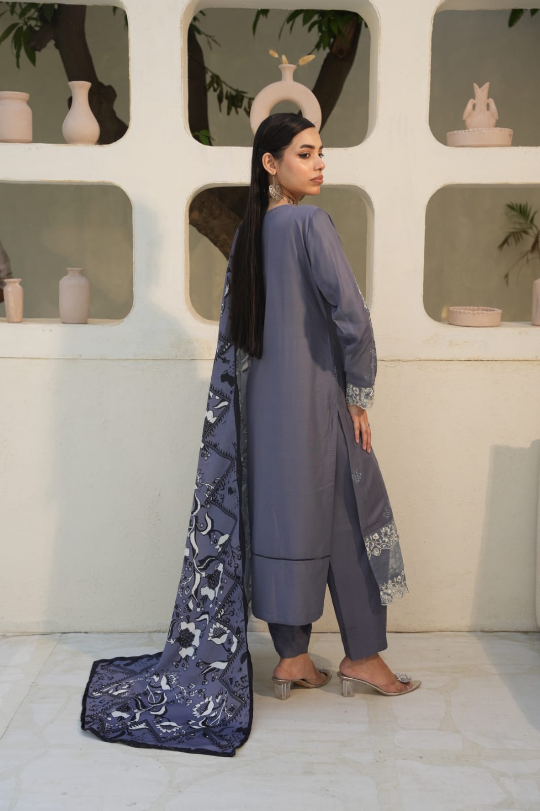 WINTER LINEN 3 PIECE| DESIGNER EMBROIDERED |READY TO WEAR SUIT