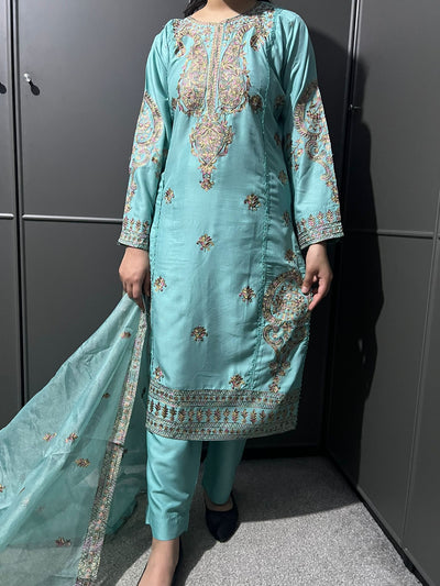 DS-67 Embroidered Linen Suit With Embroidered Soft Organza Dupatta