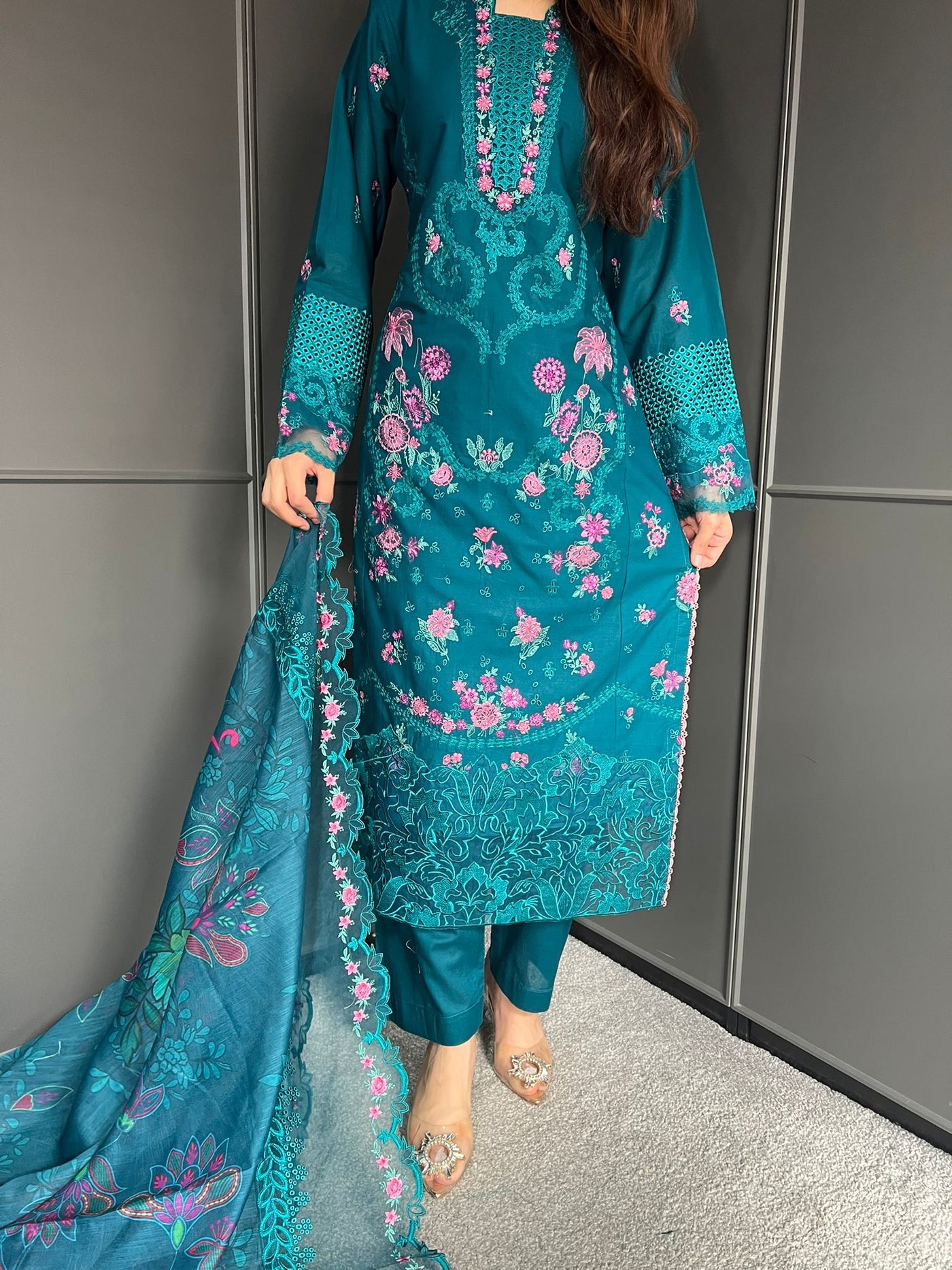 Raj Bari  Embroidered | Lawn Designer Suit With | Embroidered Dupatta