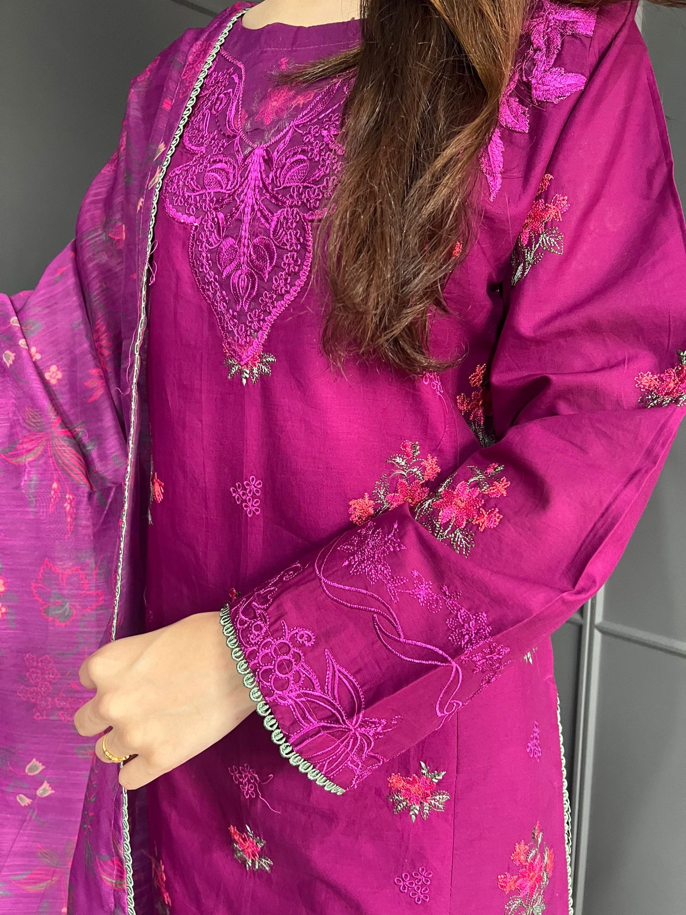 Raj Bari  Embroidered | Lawn Designer Suit With | Embroidered Dupatta