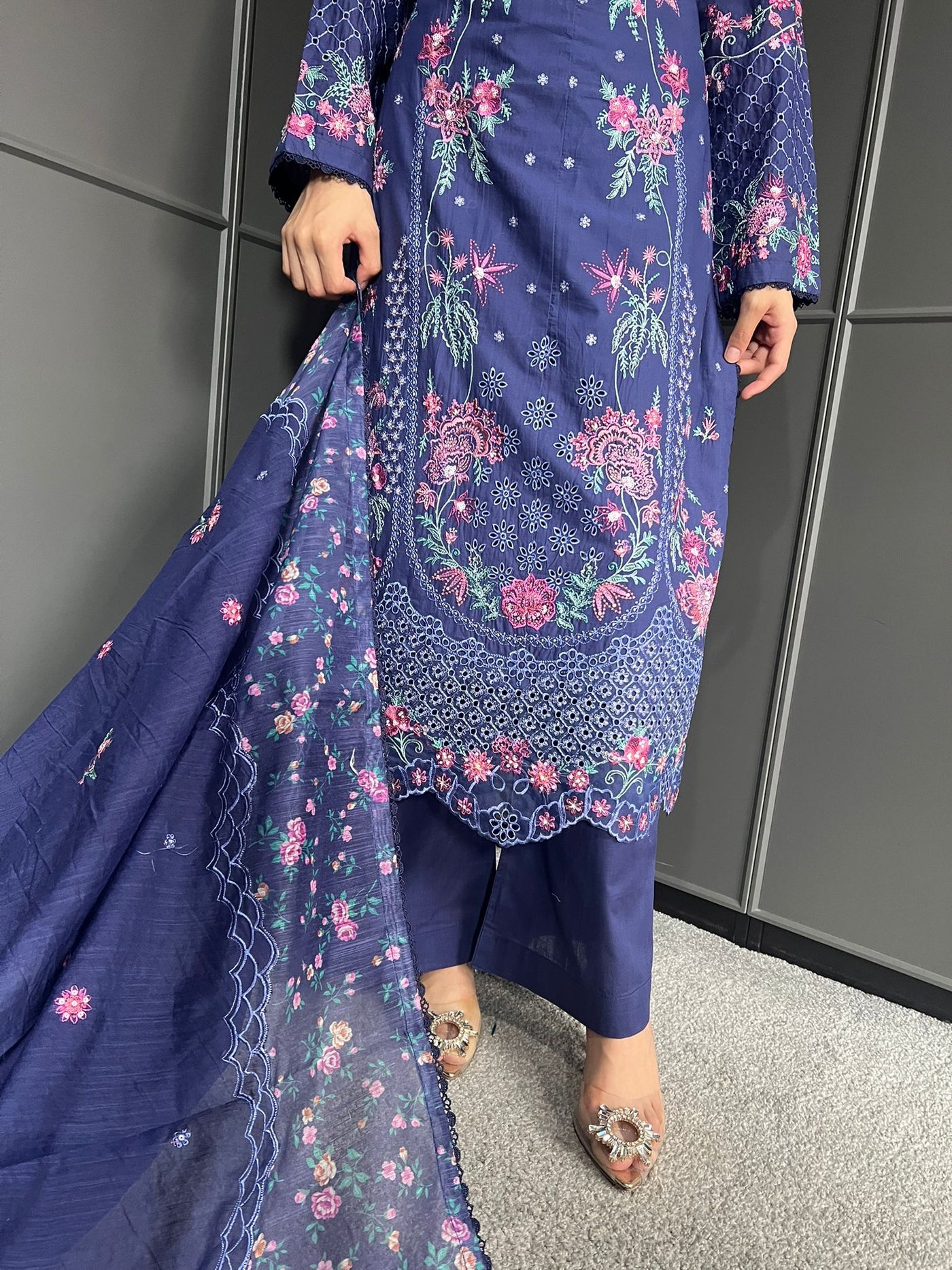 Raj Bari  Embroidered | Lawn Designer Suit With | Embroidered Dupatta