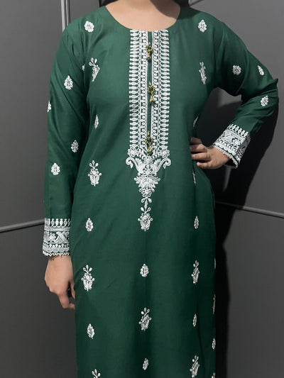 D-33 Embroidered  2 Piece Winter Dhanak Plazo Outfit