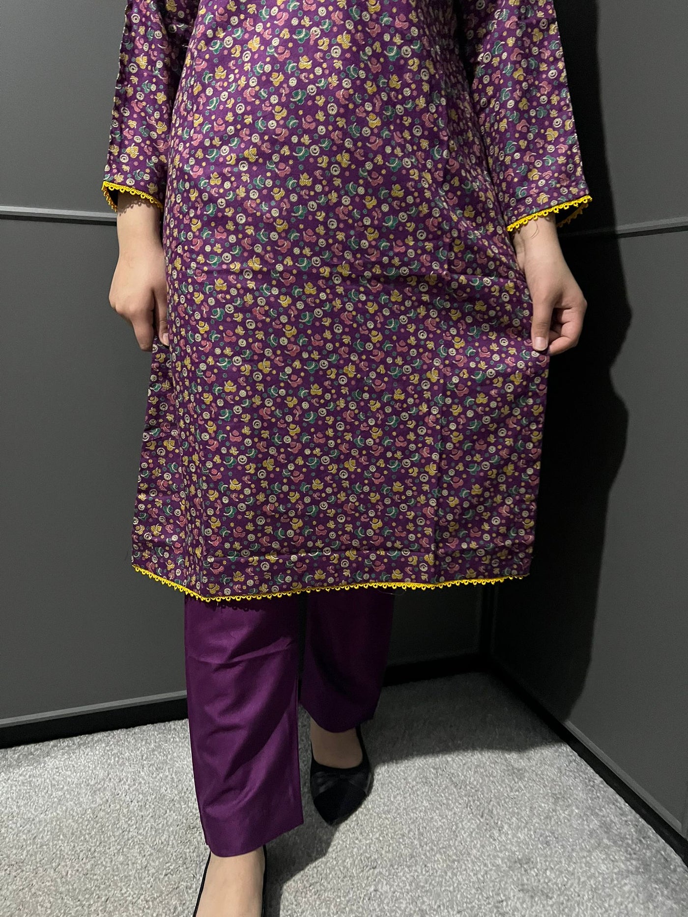 D-65 PURPLE Printed 2 Piece Winter Dhanak Suit