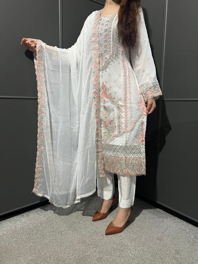 White - 3Pc Embroidered Chiffon Collection With Embroidered Chiffon Dupatta