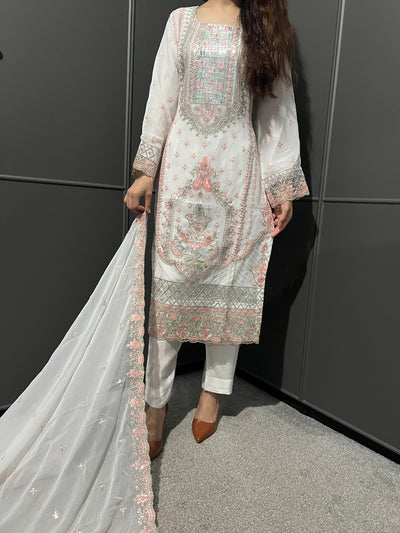 White - 3Pc Embroidered Chiffon Collection With Embroidered Chiffon Dupatta