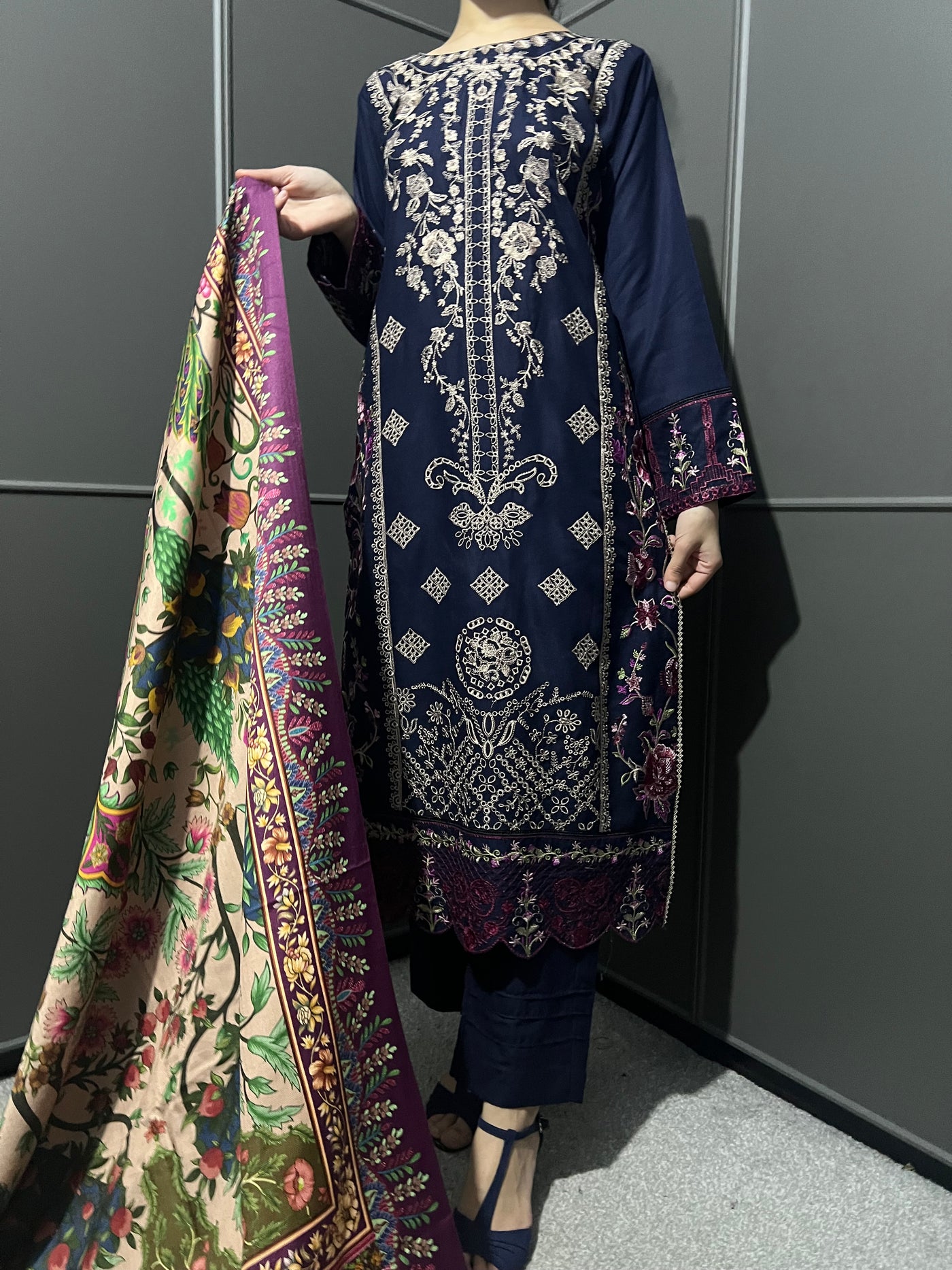 D-18 Dhanak Winter Embroidered Suit 3 PC Outfit With Shwal