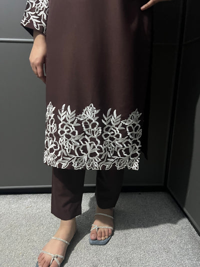 D-8 Embroidered  2 Piece Winter Dhanak  Outfit