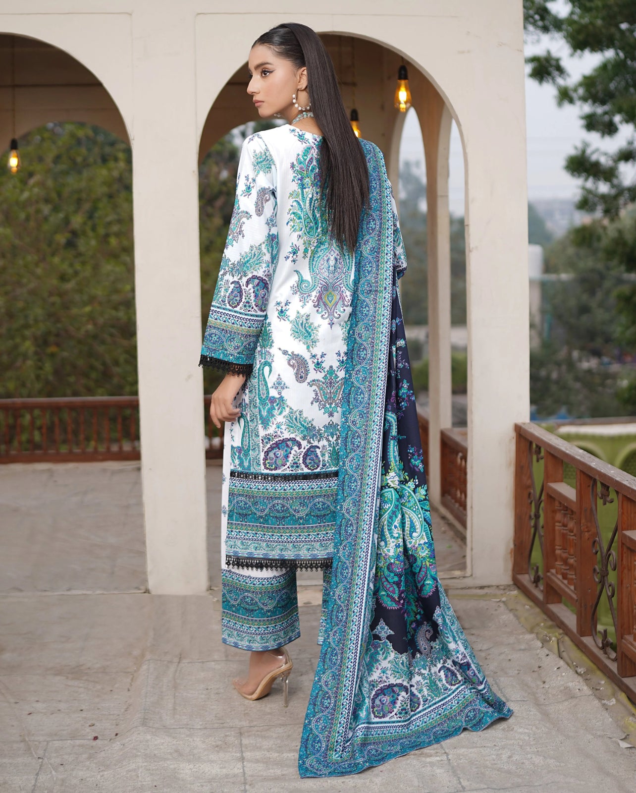 MS-4041- 3 Piece Embroidered Winter Khaddar Suit