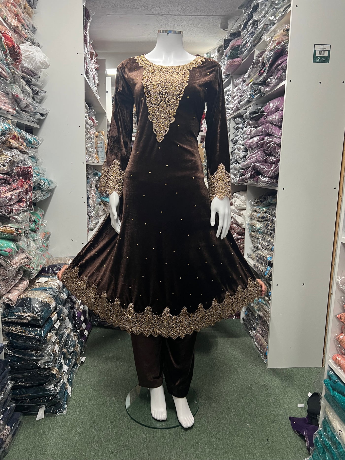 BROWN-Beautiful Velvet Embroidered Ready To Wear 3pc Frock With Chiffon Duptta