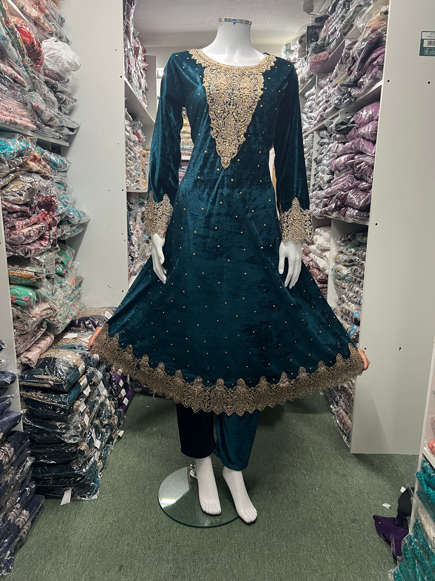 TEAL-Beautiful Velvet Embroidered Ready To Wear 3pc Frock With Chiffon Duptta