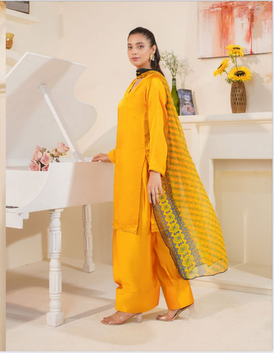 FARSHI SHALWAR Plain Silk 3 Piece Outfit With Printed Chiffon | Design Number four | Buy Pakistani Suits | Image 3 of 5
