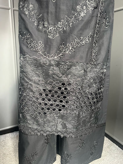 Embroidered Lawn Cotton Organza Suit with Organza Dupatta - Comfortable and Stylish