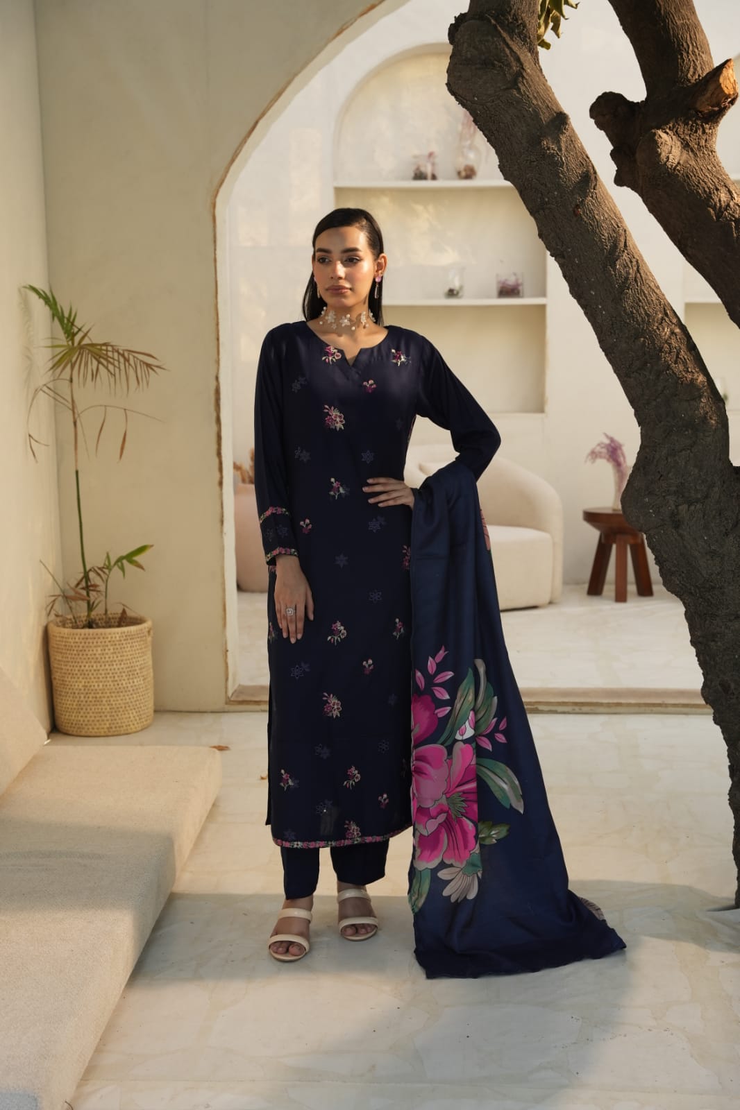 WINTER LINEN 3 PIECE| DESIGNER EMBROIDERED |READY TO WEAR SUIT