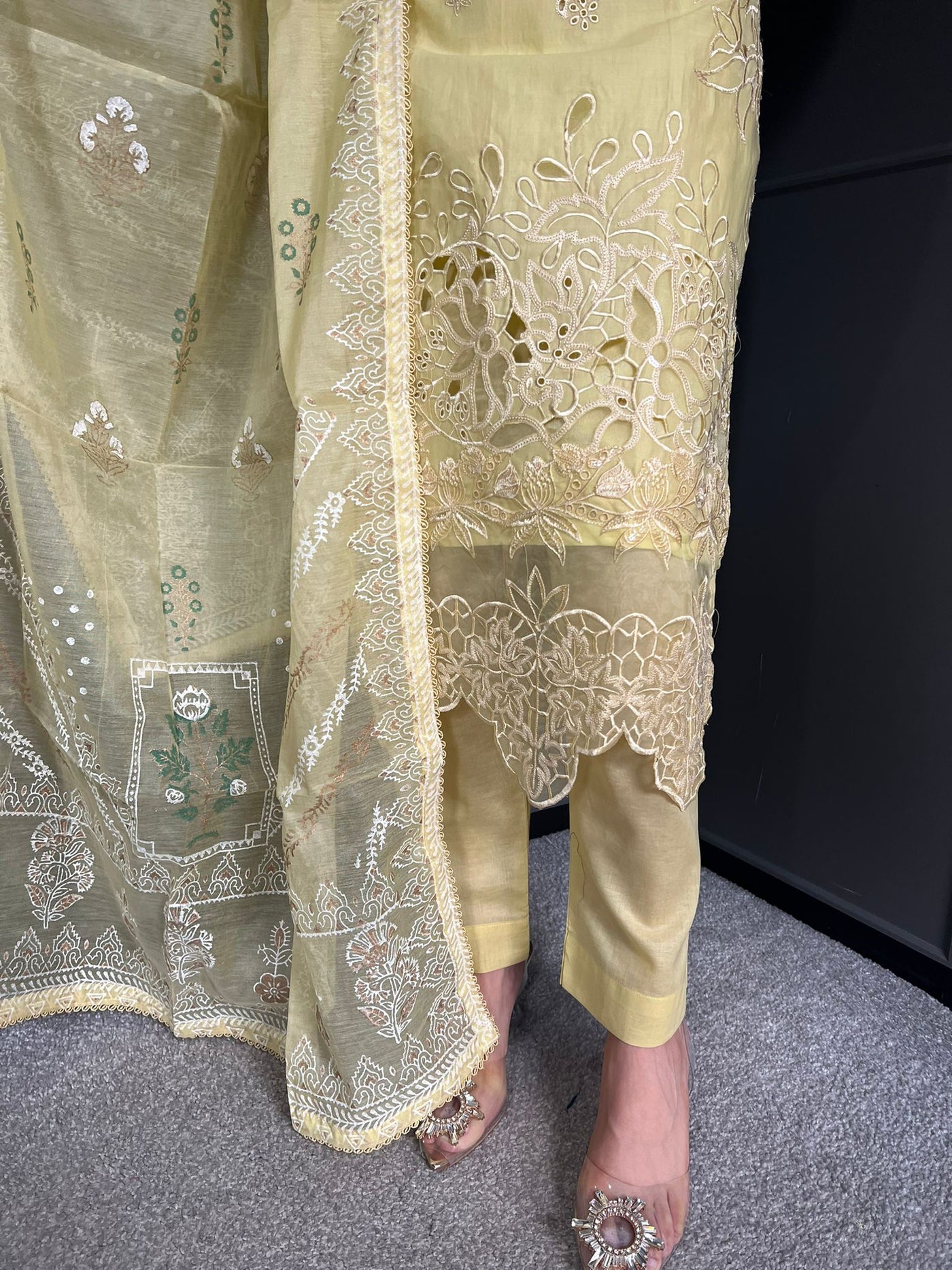Raj Bari  Embroidered | Lawn Designer Suit With | Embroidered  Dupatta