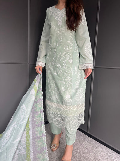 D-4 Mastani Embroidered | Lawn Desinger Suit With | Printed Dupatta