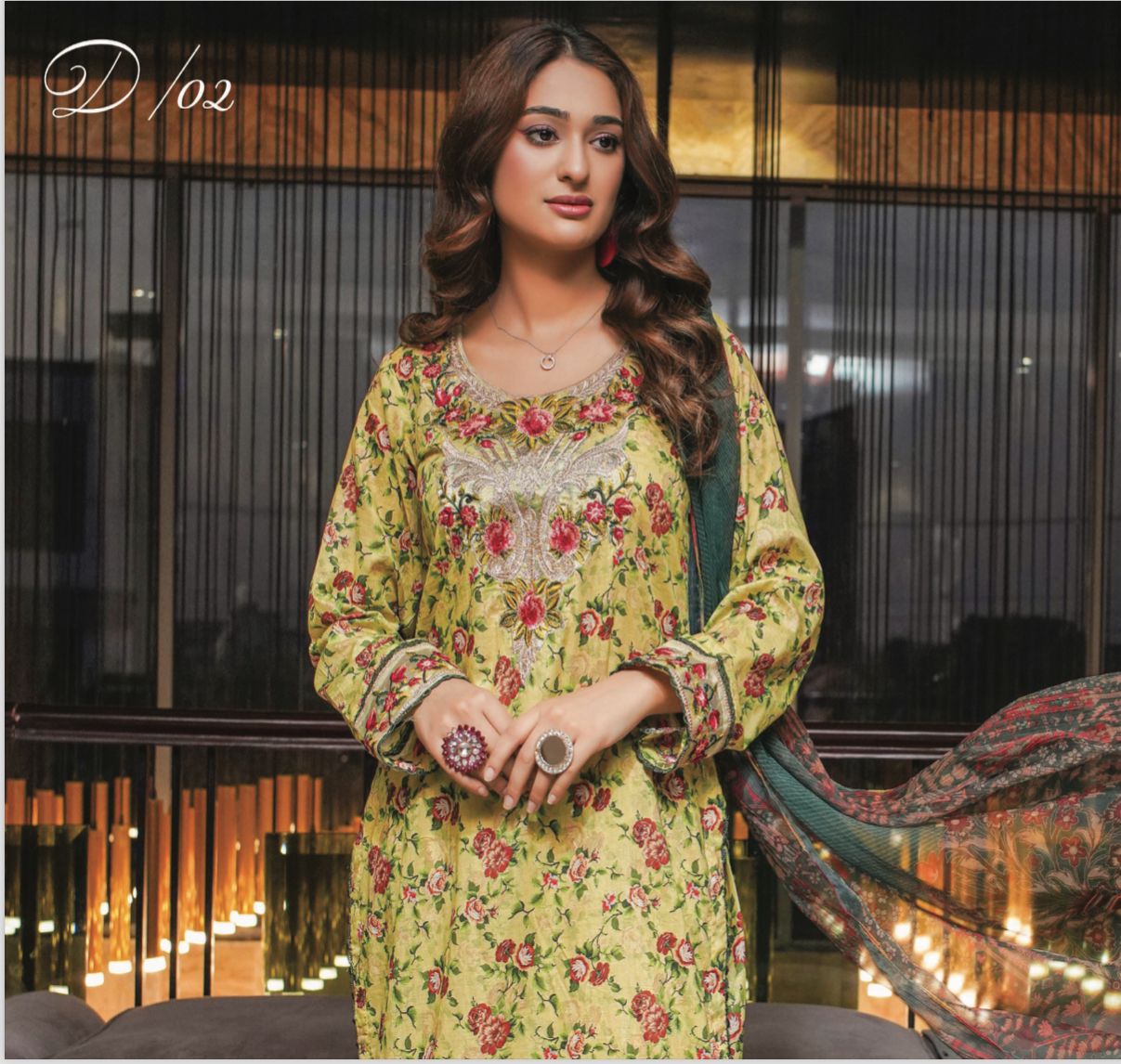 3 Pc Floral Printed Lawn Suit With Printed Chiffon Dupatta D-2