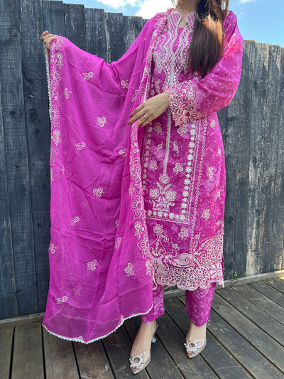 D-10 Mahnur  Embroidered | Lawn Desinger Suit With | Embroidered Dupatta