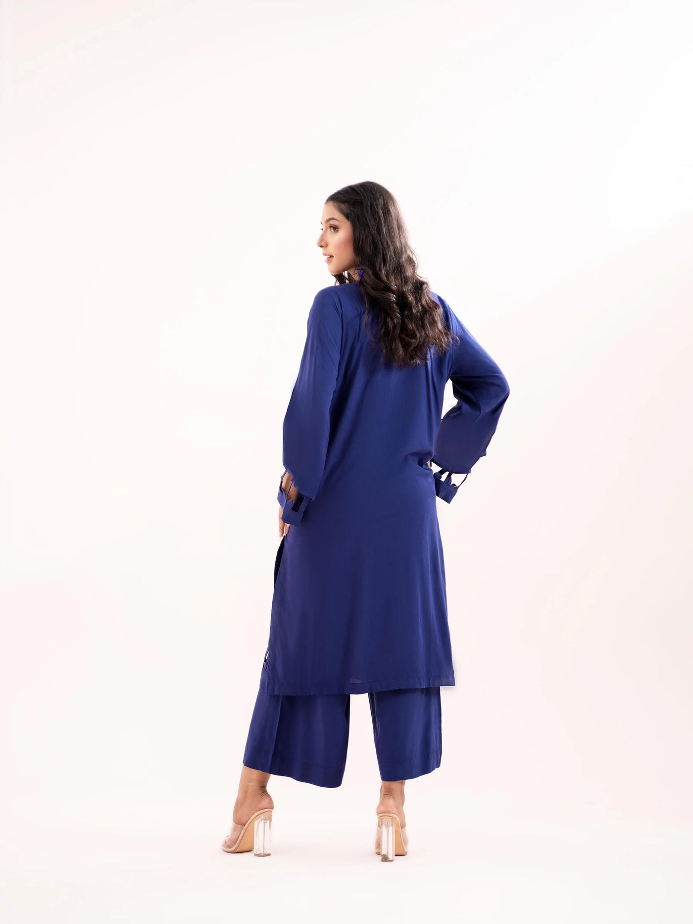 2 Piece Stitched Winter Linen Co-Ord  D-25