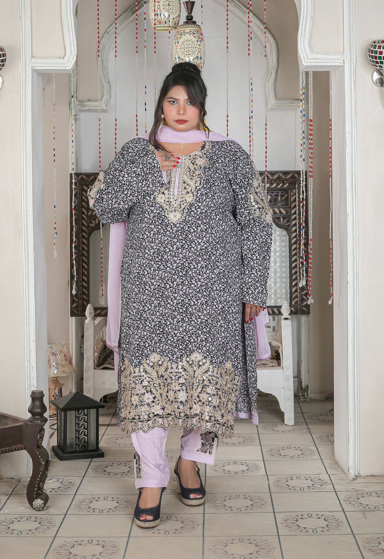 3 Pc Patch Work Printed Stone Linen Suit With Chiffon Dupatta